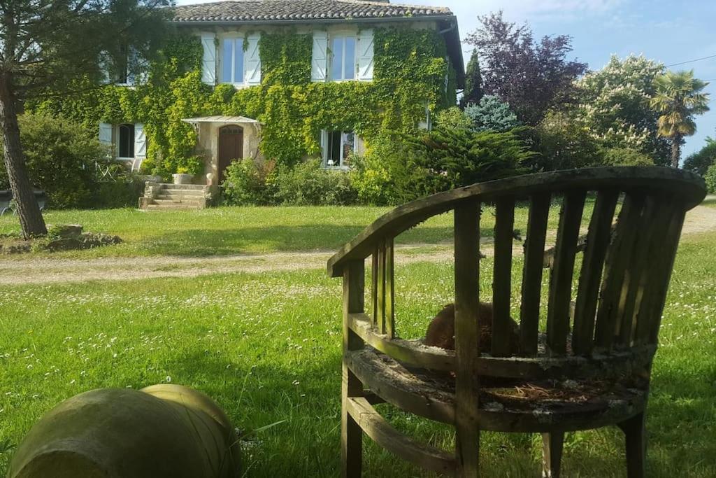 Maison Du 18E De Charme Au Calme Idrac-Respailles Bagian luar foto